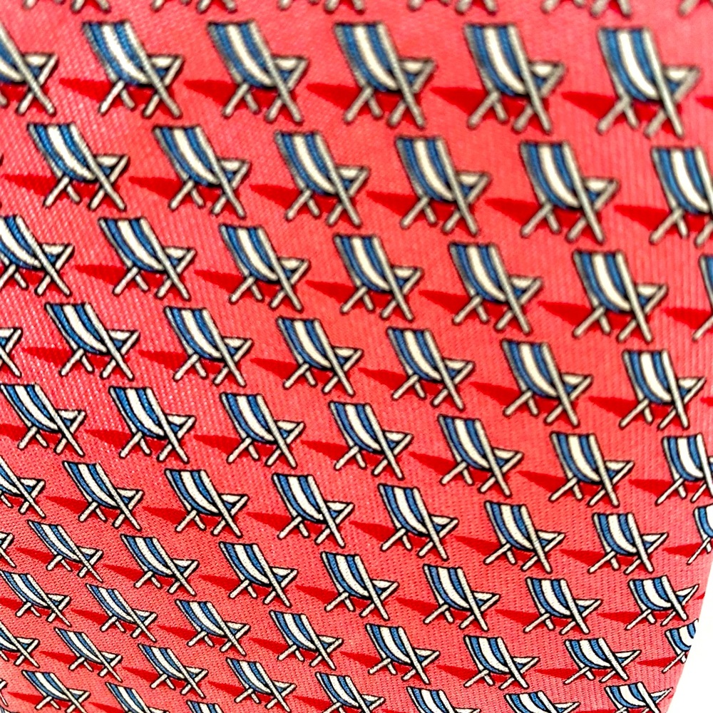 Vineyard Vines 100% Silk Pink Beach Chair Print Tie Hand made